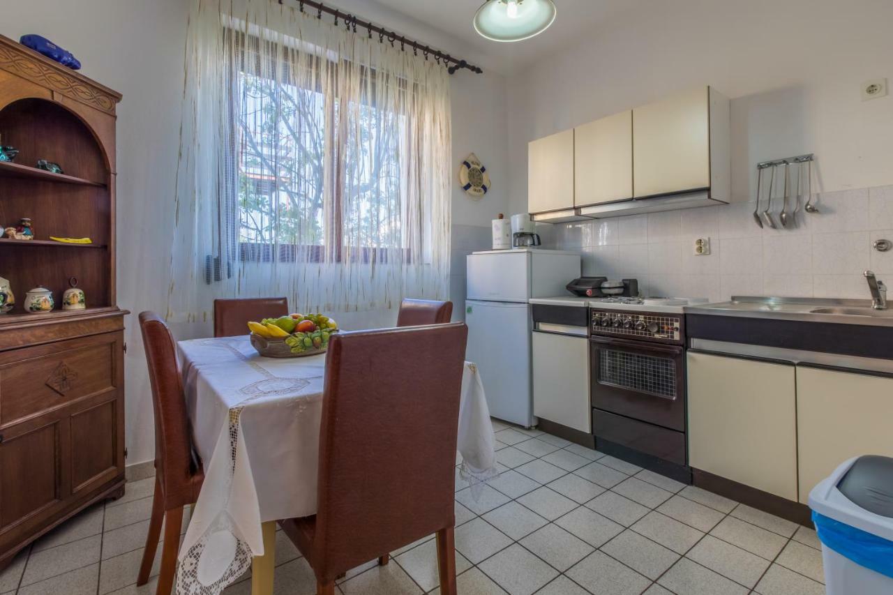 Apartman Laura Selce Exteriör bild